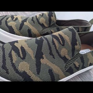 Steve Madden Maygee Camo Slip-On Sneakers